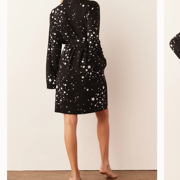 Meadow Classic Short Robe | Black Stars | MASONgrey - Picture 2 of 3